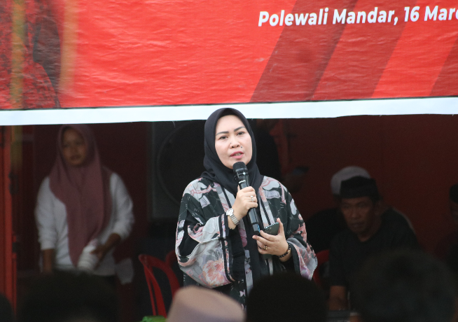 Anggota DPR-RI Sulbar Jumriah Ibrahim Siap Turunkan 5.000 Bantuan Qur'an 1 Screenshot 2024 0317 230409
