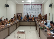 Rapat Dengar Pendapat Penolaka Perpanjangan Jabatan Pj Bupati 11 Rapat Dengar Pendapat Penolaka Perpanjangan Jabatan Pj Bupati