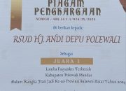 RSUD Hj Andi Depu Polewali Raih Piagam Penghargaan Faskes Terbersih 8 RSUD Hj Andi Depu Polewali Raih Piagam Penghargaan Faskes Terbersih