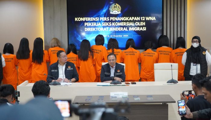 Ditjen Imigrasi Gerebek 12 PSK WNA Bagian dari Jaringan Prostitusi Internasional