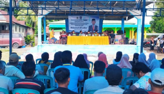 Reses Perdana, Anggota DPRD Polman Alif Subhan Serap Aspirasi Warga Desa Sumarrang