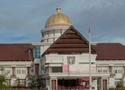 Pemkab Polman Belum Tindaklanjuti Ketekoran Kas Rp.10,2 Miliar Sejak 2011 10 Pemkab Polman Belum Tindaklanjuti Ketekoran Kas Rp.10,2 Miliar Sejak 2011