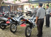 Plt Kepala Imigrasi Polewali Periksa Kelenglapan Dokumen Randis Imigrasi Polewali 13 Plt Kepala Imigrasi Polewali Periksa Kelenglapan Dokumen Randis Imigrasi Polewali