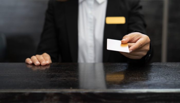 Pengelola Penginapan Wajib Laporkan Keberadaan Tamu Asing Lewat APOA