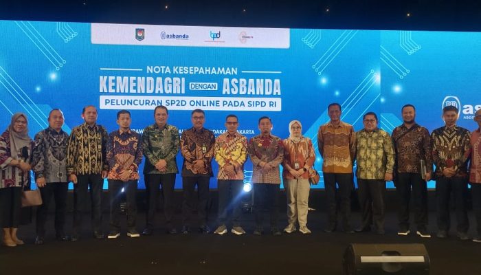 Bupati Polman Hadiri Peluncuran SP2D Online