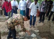 Bupati Polman Letakkan Batu Pertama Pembangunan Masjid Baiturrahman Desa Galung Lombok 14 Bupati Polman Letakkan Batu Pertama Pembangunan Masjid Baiturrahman Desa Galung Lombok