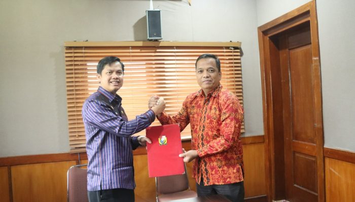 Berikan Kepastian Layanan, Imigrasi Polman Tandatangani PKS dengan Pemda Majene