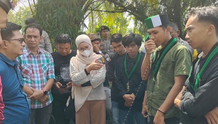 HMI Polman Desak Pemkab Bayar Gaji Dan Pekerjaan Kembali Petugas Kebersihan Pasar Pekkabata
