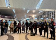 1.243 Jemaah Calon Haji Diduga Nonprosedural Gagal Berhaji Setelah Digagalkan Imigrasi 8 1.243 Jemaah Calon Haji Diduga Nonprosedural Gagal Berhaji Setelah Digagalkan Imigrasi