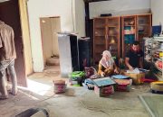 Gunakan Dana Pribadi Benahi Kantor Desanya Nurjannah Samad Perlu Diapresiasi 11 Gunakan Dana Pribadi Benahi Kantor Desanya Nurjannah Samad Perlu Diapresiasi