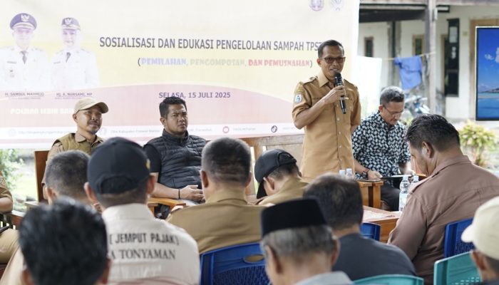 Warga Desa Paku Antusias Ikuti Edukasi Pengelolaan Sampah TPST