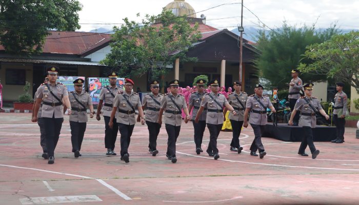 Kapolres Polman Pimpin Upacara Serah Terima Jabatan Wakapolres Polman, Kasat dan Kapolsek di Lingkup Polres Polman