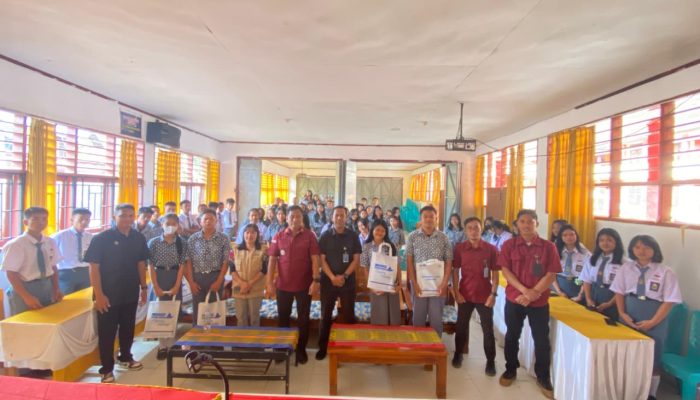 Go to School,Imigrasi Edukasi Pelajar di Kabuaten Mamasa dan Sosialisasikan Layanan Imigrasi