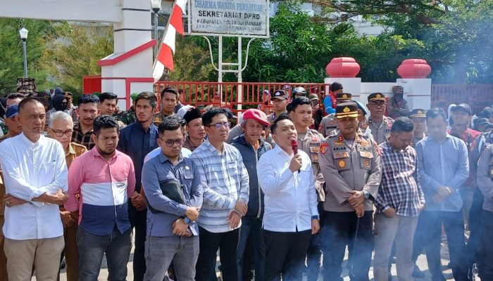 Pemkab Polman Batalkan Kenaikan PBB P2, Unjukrasa Berlangsung Damai