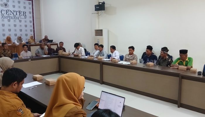 DPRD Polman Tampung Aspirasi Warga Birbong Manding Yang Khawatir Lahannya di Eksekusi