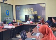 Kesbangpol dan BNNK Polman Bahas Penyusunan Tim Terpadu dan Rencana Aksi P4GN 8 Kesbangpol dan BNNK Polman Bahas Penyusunan Tim Terpadu dan Rencana Aksi P4GN