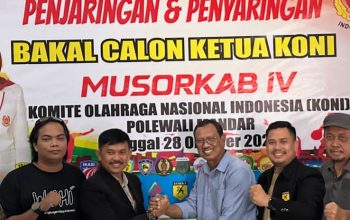 Andi Mappangara Jadi Bakal Calon Pertama Kembalikan Formulir Ketua KONI Polman 3 IMG 20251026 WA0005