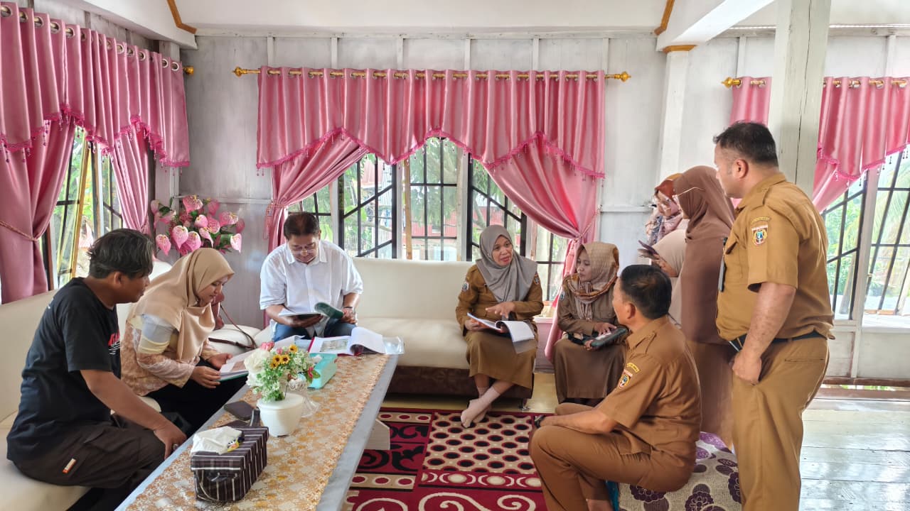 Perpusnas RI Identifikas Naskah Kuno di Desa Lambanan 1 IMG 20251029 WA0012