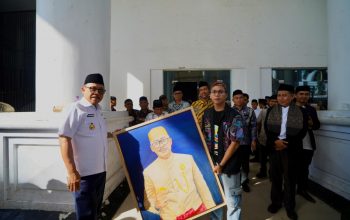 Gubernur Sulbar Tantang Pesantren Kembangkan Produk Coklat Olahan 5 f876f4d6211bf2eeb23701c816c4c8f9 XL