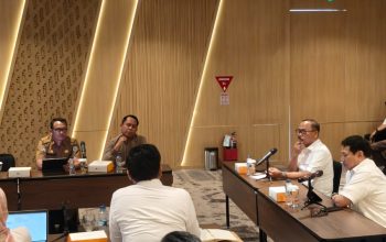 86a469af0ee784fe906902a44c2cc64c XL