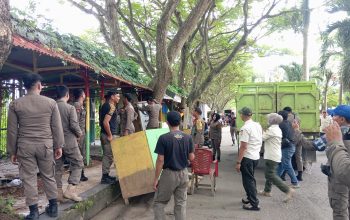 Penataan Stadion S. Megga,Satpol Bongkar Lapak Yang Tak Lagi Digunakan 6 IMG 20251119 WA0014
