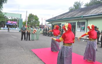 Lepas Sambut Dandim 1402/Polman, Letkol Inf Ikhwan Arifin Disambut Tarian Paddupa 3 IMG 20251217 WA0017