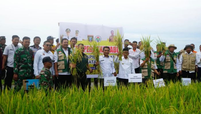 Bupati Syukuran Swasembada Pangan Nasional di Kecamatan Luyo