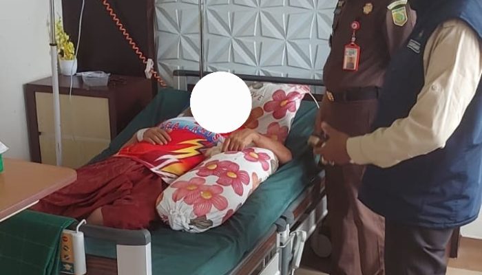 Mantan Pj Bupati Polman Ilham Borahima Jalani Perwatan Medis di RSUD Hj. Andi Depu Polewali