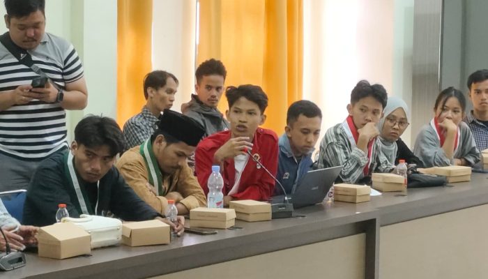 LSM dan Mahasiswa Desak Pemda Tegas Terhadap Ritel Modern