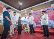 Pemprov Sulbar Bagikan 700 Paket Ramadan Ke Warga Pasangkayu