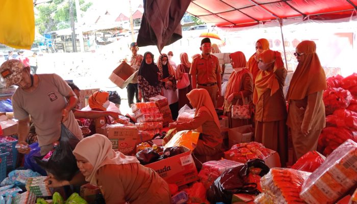 Bantuan Korban Kebakaran di Galung Tuluk Membludak