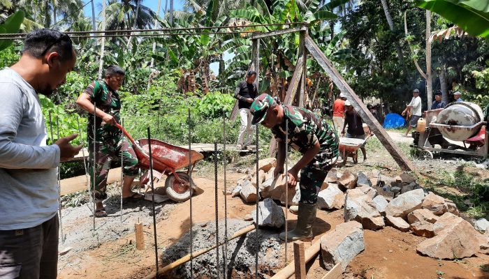 TNI Kebut Pembangunan Jembatan Perintis Garuda di Polewali Mandar