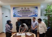 Penandatanganan PKS Bank Sulselbar dan Perumda Wai Tipalayo, Dorong Digitalisasi Layanan PDAM Polman