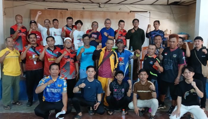 Pasangan Tajuddin dan Mas’ud Juara Ganda Putra Senior Yunior Halal Bihalal Turmini Sesulbar 2026