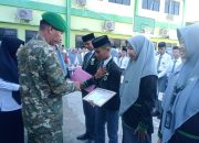 Dandim Polman Jadi Inspektur Upacara di MAN 1 Polman, Tanamkan Disiplin dan Cinta Tanah Air