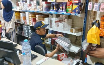 Bea Cukai Gelar Rapat Tertutup Bahas Hasil Penggerebekan Rokok Ilegal