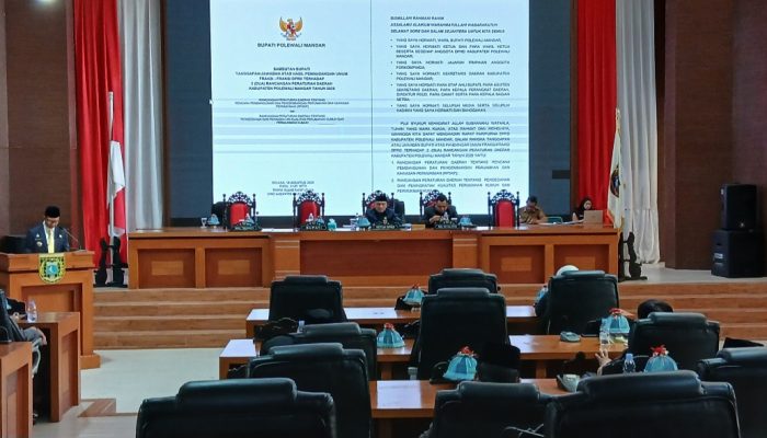 Pemkab Polman Jawab Pandangan Fraksi DPRD, Dewan Langsung Bentuk Pansus Ranperda Kawasan Pemukiman