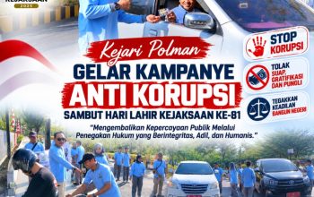 Sambut Harlah ke-81, Kejari Polman Sebar Stiker Anti-Korupsi di Depan Kantor Bupati Polman