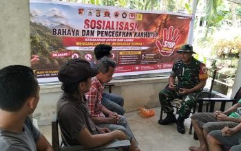 Kemarau Ekstrem, Babinsa Kodim Polman Gencar Sosialisasi Cegah Karhutla