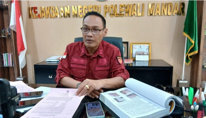 Kejari Polman Terima Berkas Kasus Penjualan Oli Merek Palsu, Tersangka ZH Tak Ditahan