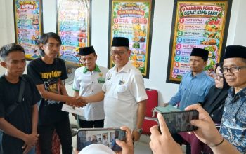 Baznas Polman Salurkan Modal Usaha Rp. 5 Juta untuk 10 Pelaku UMKM